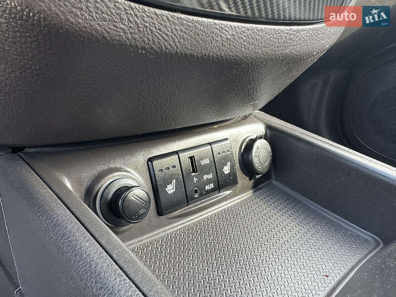 Позашляховик / Кросовер Hyundai Santa FE 2012 в Луцьку