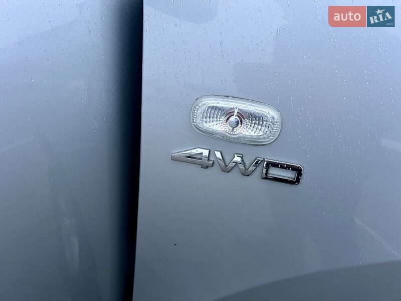 Позашляховик / Кросовер Hyundai Santa FE 2006 в Житомирі