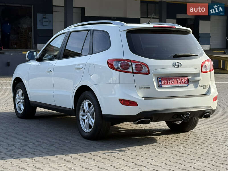Внедорожник / Кроссовер Hyundai Santa FE 2011 в Ровно фото 11 Внедорожник / Кроссовер Hyundai Santa FE 2011 в Ровно