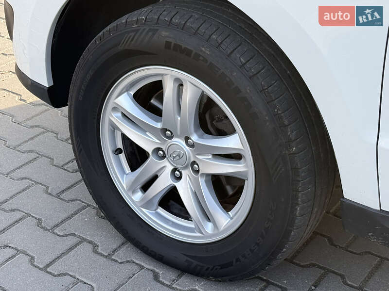 Внедорожник / Кроссовер Hyundai Santa FE 2011 в Ровно фото 20 Внедорожник / Кроссовер Hyundai Santa FE 2011 в Ровно