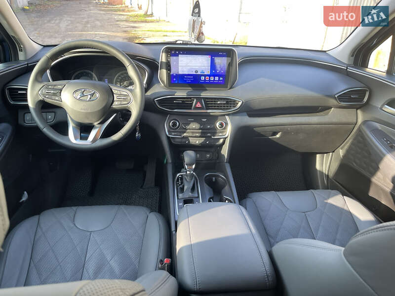 Внедорожник / Кроссовер Hyundai Santa FE 2018 в Одессе