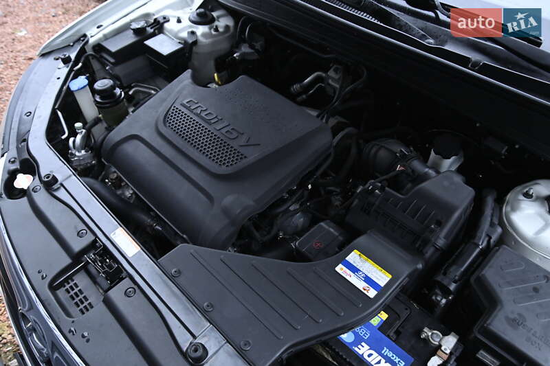 Внедорожник / Кроссовер Hyundai Santa FE 2011 в Бердичеве