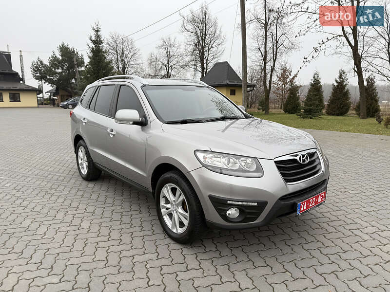 Внедорожник / Кроссовер Hyundai Santa FE 2011 в Коломые