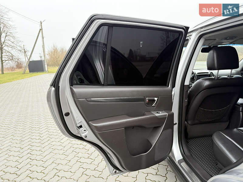 Внедорожник / Кроссовер Hyundai Santa FE 2011 в Коломые