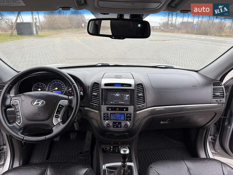 Внедорожник / Кроссовер Hyundai Santa FE 2011 в Коломые