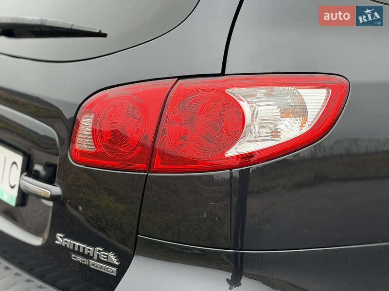 Внедорожник / Кроссовер Hyundai Santa FE 2006 в Виннице