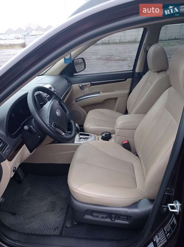 Внедорожник / Кроссовер Hyundai Santa FE 2011 в Виннице