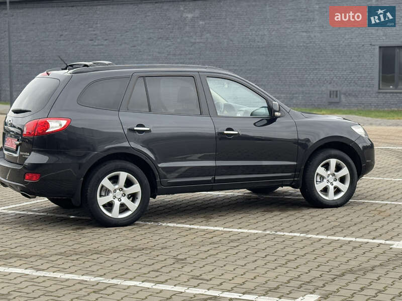 Внедорожник / Кроссовер Hyundai Santa FE 2009 в Ивано-Франковске