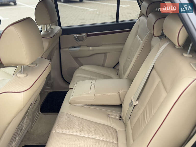 Внедорожник / Кроссовер Hyundai Santa FE 2009 в Ивано-Франковске