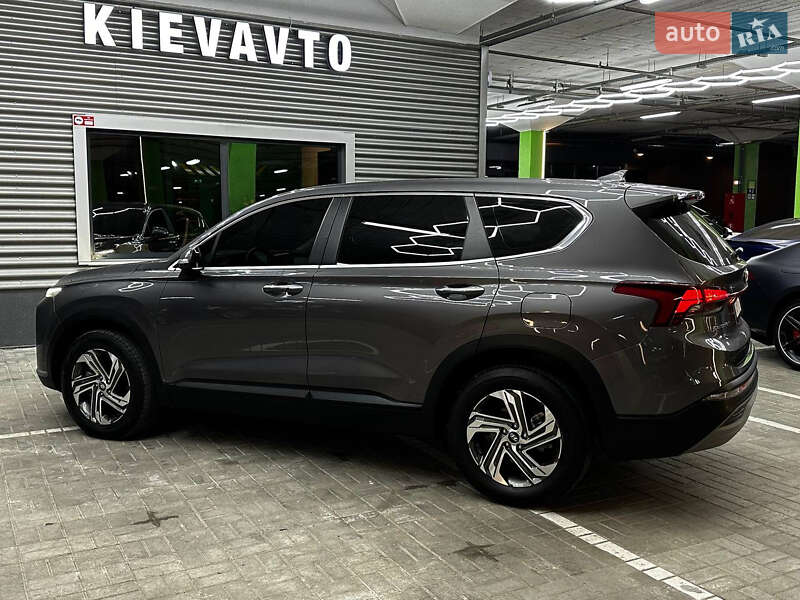 Внедорожник / Кроссовер Hyundai Santa FE 2020 в Киеве