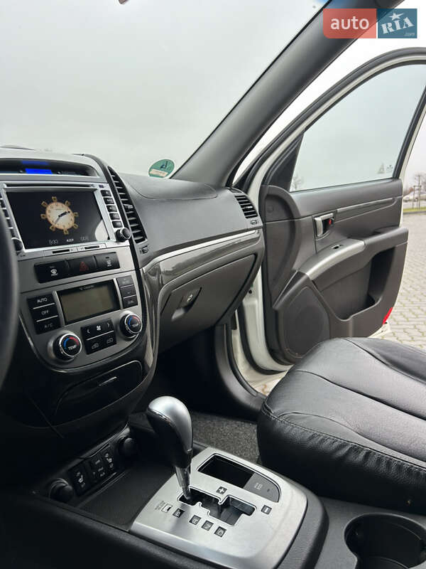 Внедорожник / Кроссовер Hyundai Santa FE 2011 в Коломые