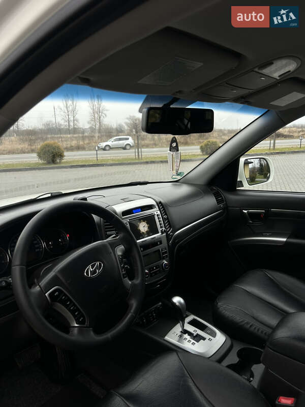 Внедорожник / Кроссовер Hyundai Santa FE 2011 в Коломые