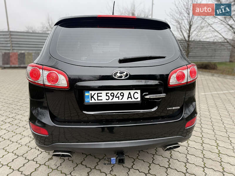 Позашляховик / Кросовер Hyundai Santa FE 2011 в Павлограді