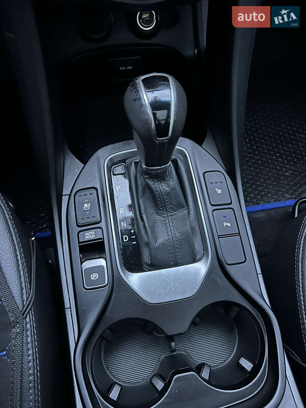 Внедорожник / Кроссовер Hyundai Santa FE 2013 в Ровно