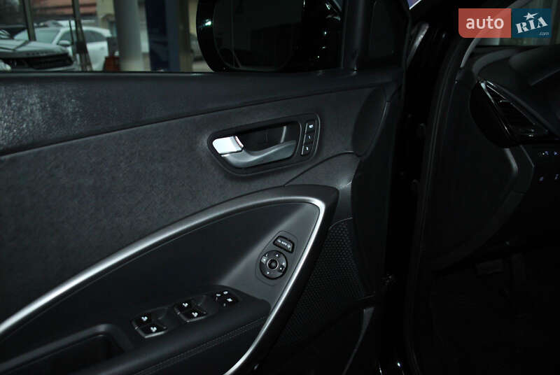 Позашляховик / Кросовер Hyundai Santa FE 2014 в Рівному фото 16 Позашляховик / Кросовер Hyundai Santa FE 2014 в Рівному