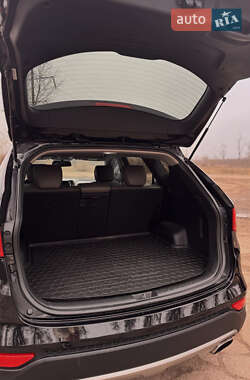 Внедорожник / Кроссовер Hyundai Santa FE 2012 в Каменском