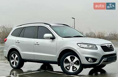 Внедорожник / Кроссовер Hyundai Santa FE 2012 в Киеве