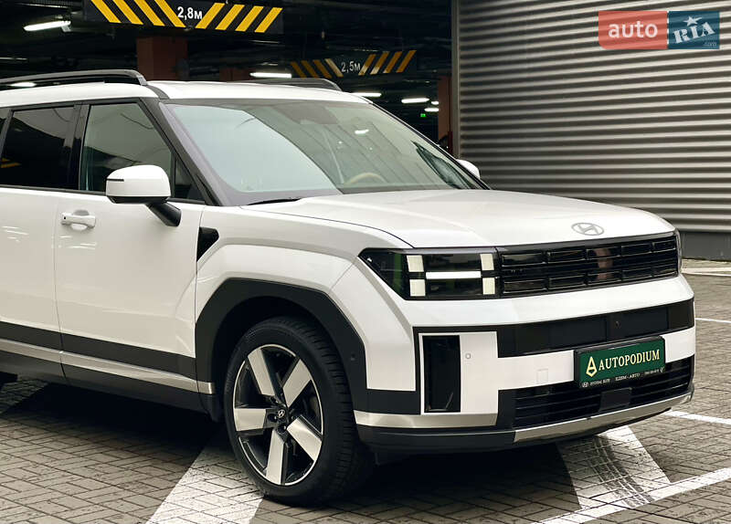 Внедорожник / Кроссовер Hyundai Santa FE 2024 в Киеве