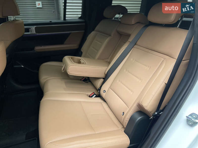 Внедорожник / Кроссовер Hyundai Santa FE 2024 в Киеве