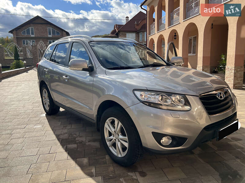 Внедорожник / Кроссовер Hyundai Santa FE 2011 в Солотвине фото 6 Внедорожник / Кроссовер Hyundai Santa FE 2011 в Солотвине