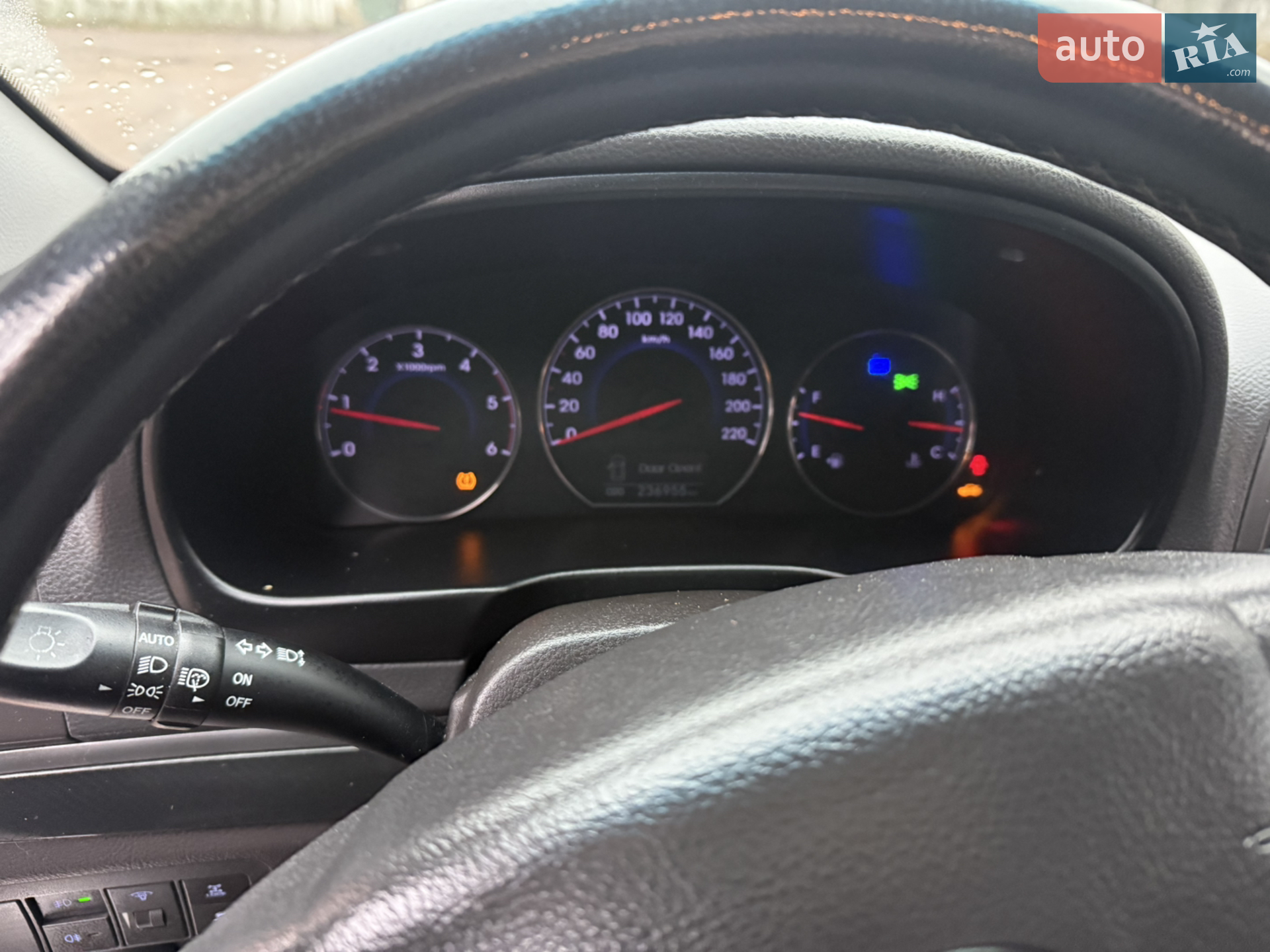 2011 Hyundai Santa Fe - мініатюра 12
