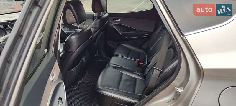 Внедорожник / Кроссовер Hyundai Santa FE 2016 в Житомире фото 6 Внедорожник / Кроссовер Hyundai Santa FE 2016 в Житомире