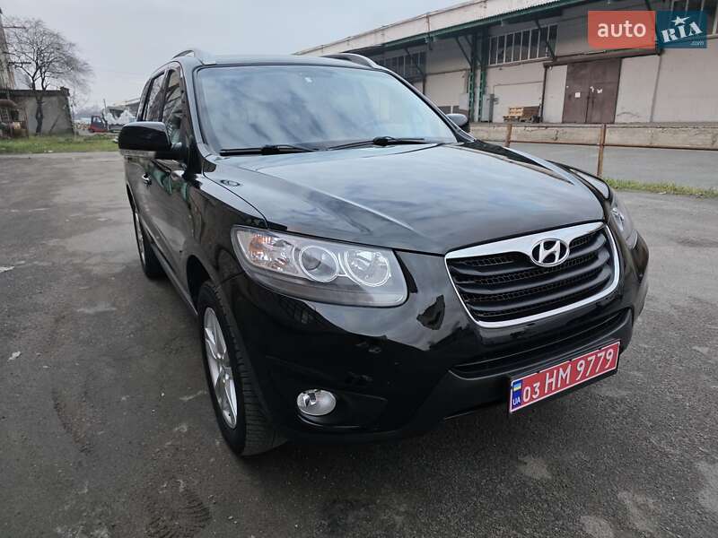 Внедорожник / Кроссовер Hyundai Santa FE 2011 в Луцке