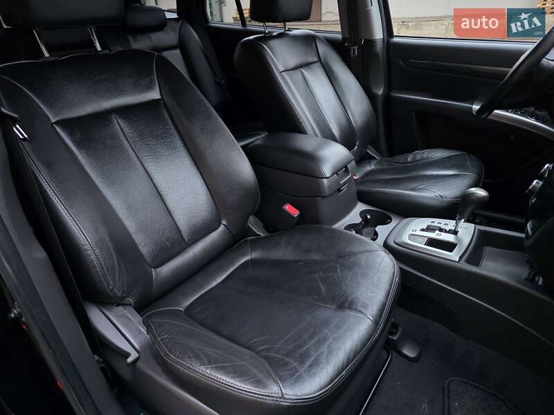 Внедорожник / Кроссовер Hyundai Santa FE 2011 в Луцке