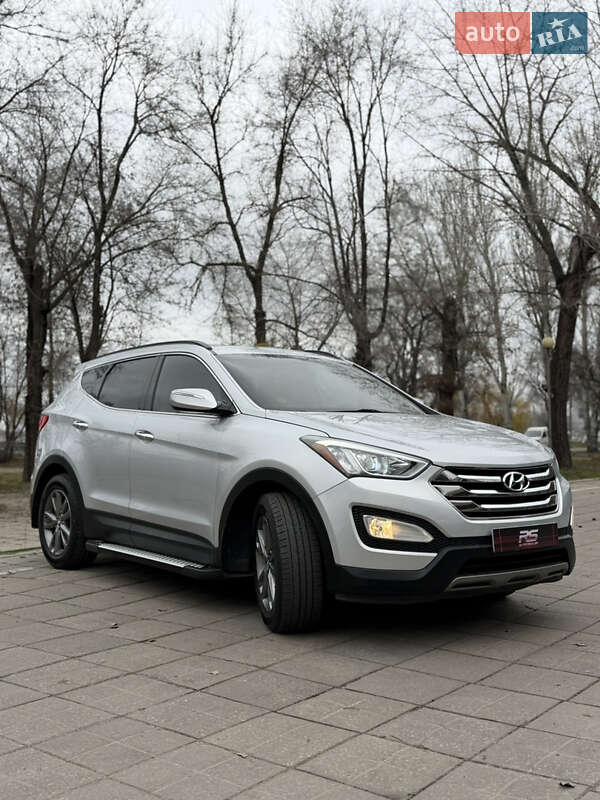 Внедорожник / Кроссовер Hyundai Santa FE 2013 в Запорожье