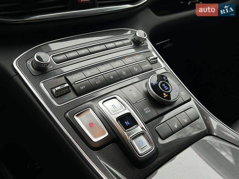 Внедорожник / Кроссовер Hyundai Santa FE 2022 в Николаеве