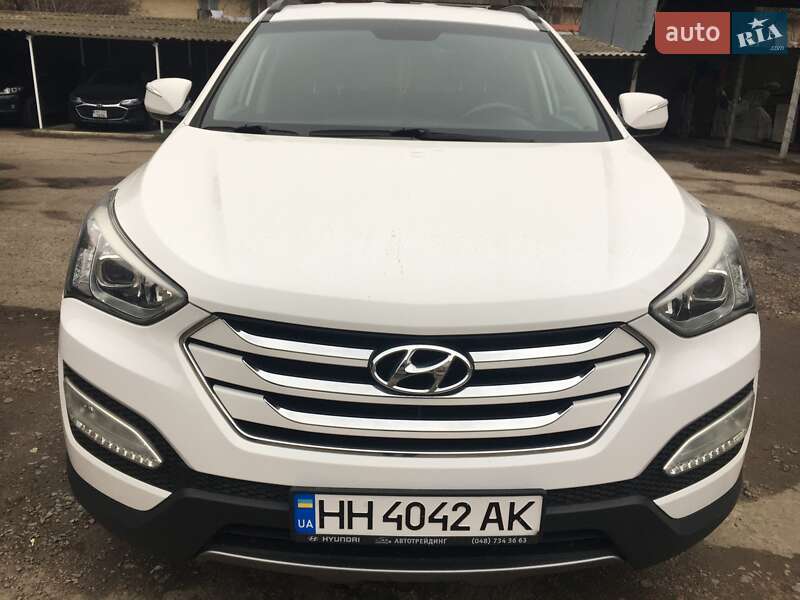 Позашляховик / Кросовер Hyundai Santa FE 2013 в Одесі