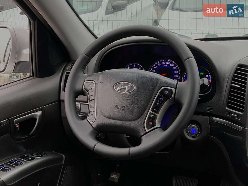 Внедорожник / Кроссовер Hyundai Santa FE 2011 в Бердичеве