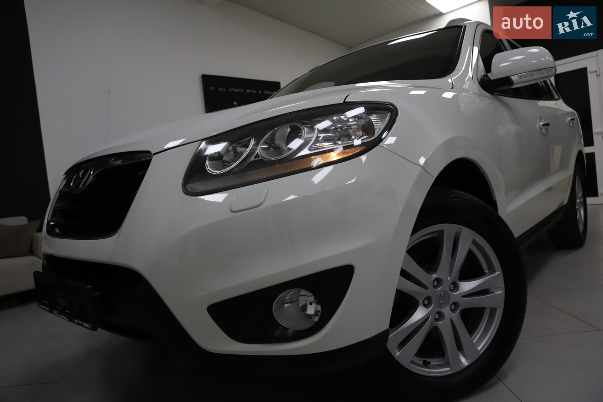 2012 Hyundai Santa Fe - мініатюра 9