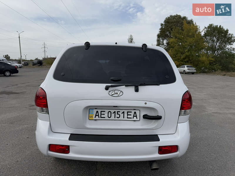 Внедорожник / Кроссовер Hyundai Santa FE 2006 в Днепре фото 2 Внедорожник / Кроссовер Hyundai Santa FE 2006 в Днепре
