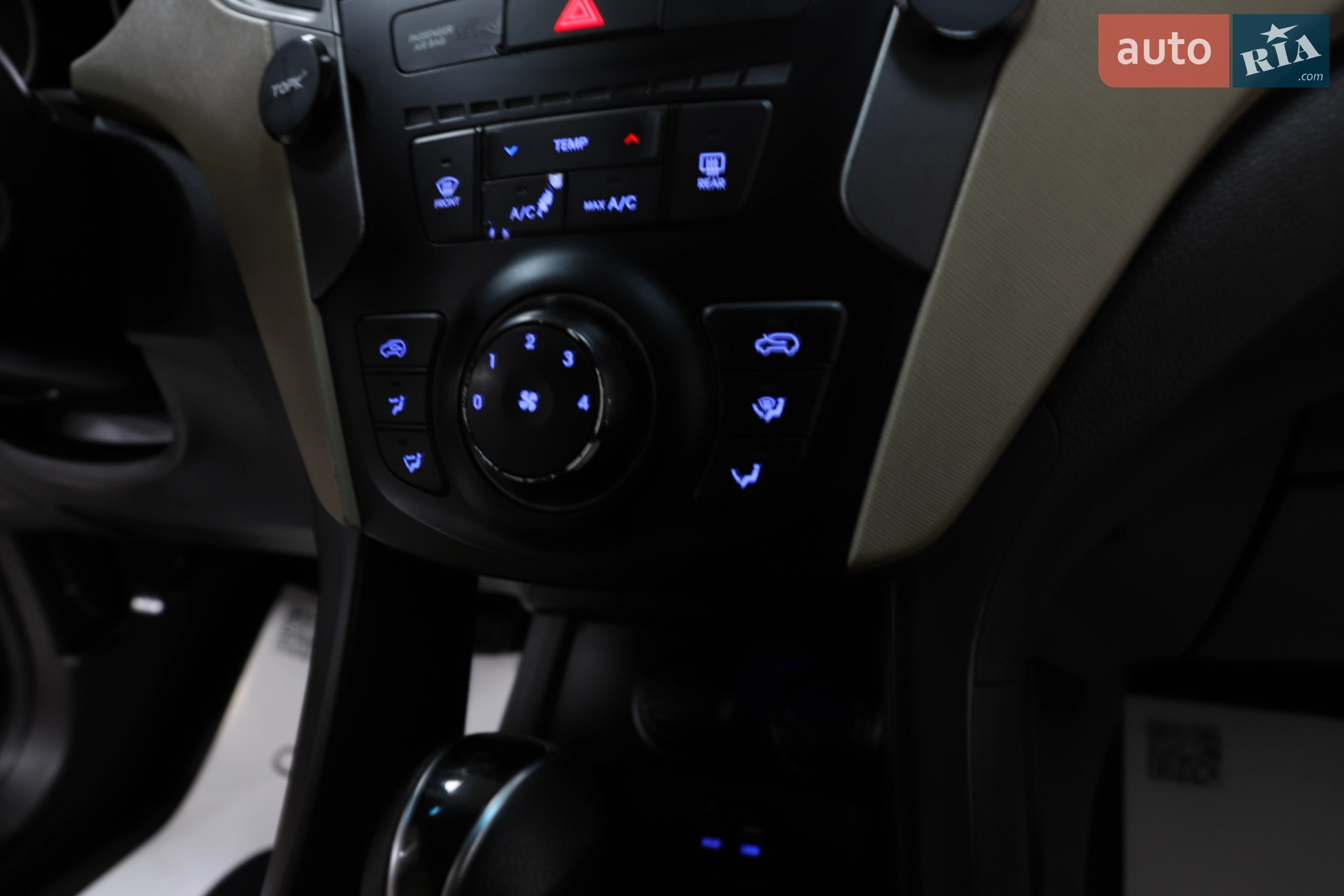 2015 Hyundai Santa Fe - мініатюра 82