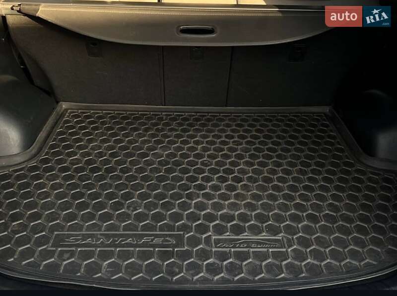 Позашляховик / Кросовер Hyundai Santa FE 2016 в Кривому Розі