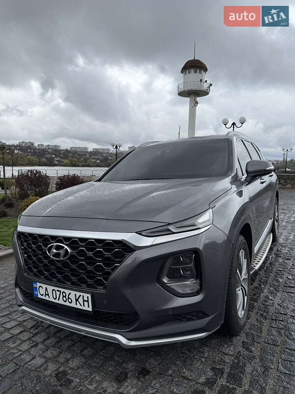 Позашляховик / Кросовер Hyundai Santa FE 2019 в Умані