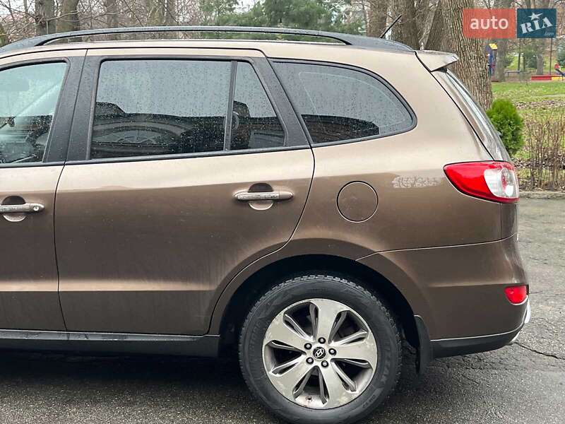 Внедорожник / Кроссовер Hyundai Santa FE 2012 в Киеве фото 14 Внедорожник / Кроссовер Hyundai Santa FE 2012 в Киеве