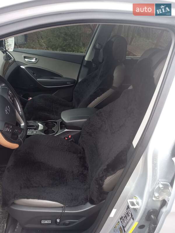 Позашляховик / Кросовер Hyundai Santa FE 2016 в Хмельницькому