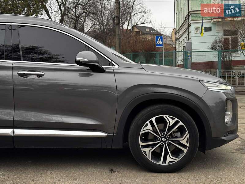 Внедорожник / Кроссовер Hyundai Santa FE 2019 в Киеве фото 9 Внедорожник / Кроссовер Hyundai Santa FE 2019 в Киеве