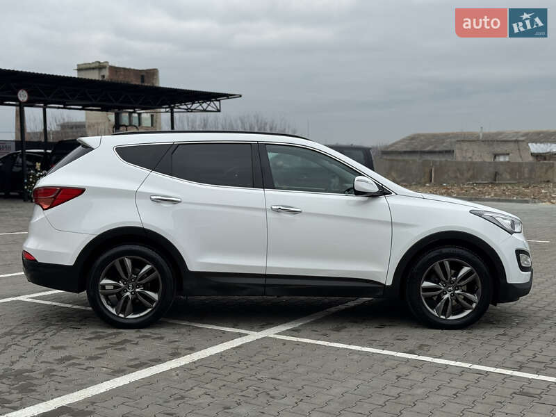 Позашляховик / Кросовер Hyundai Santa FE 2013 в Дубні