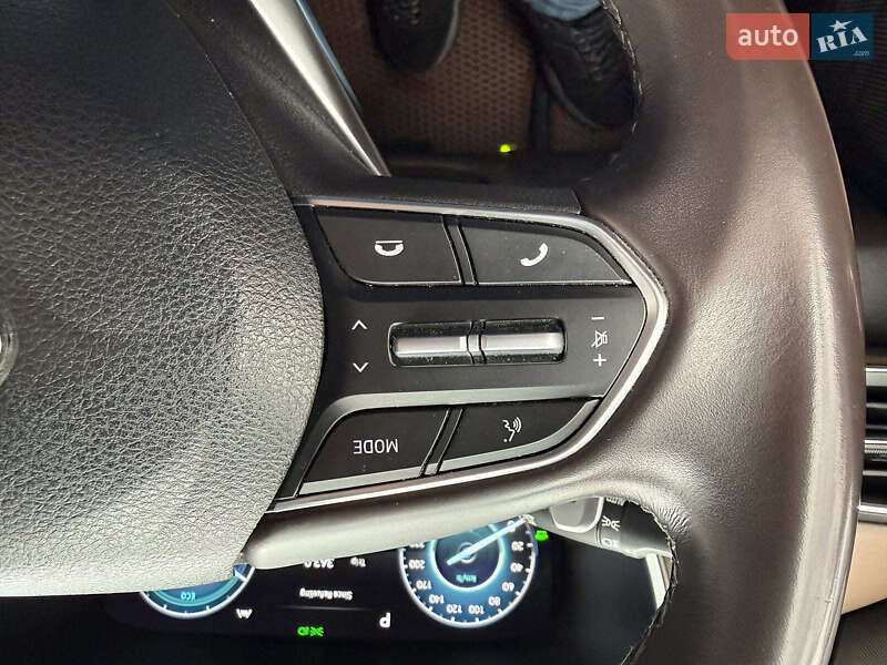 Позашляховик / Кросовер Hyundai Santa FE 2021 в Києві