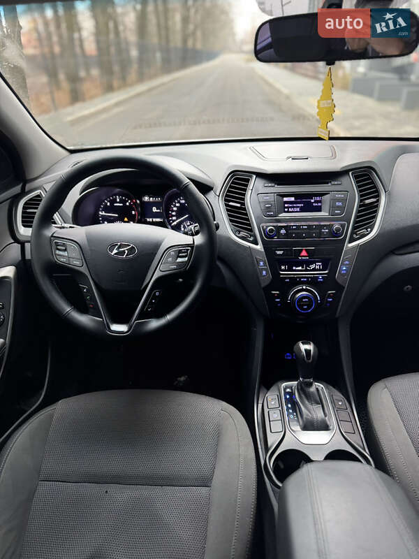 Позашляховик / Кросовер Hyundai Santa FE 2017 в Чернігові фото 15 Позашляховик / Кросовер Hyundai Santa FE 2017 в Чернігові
