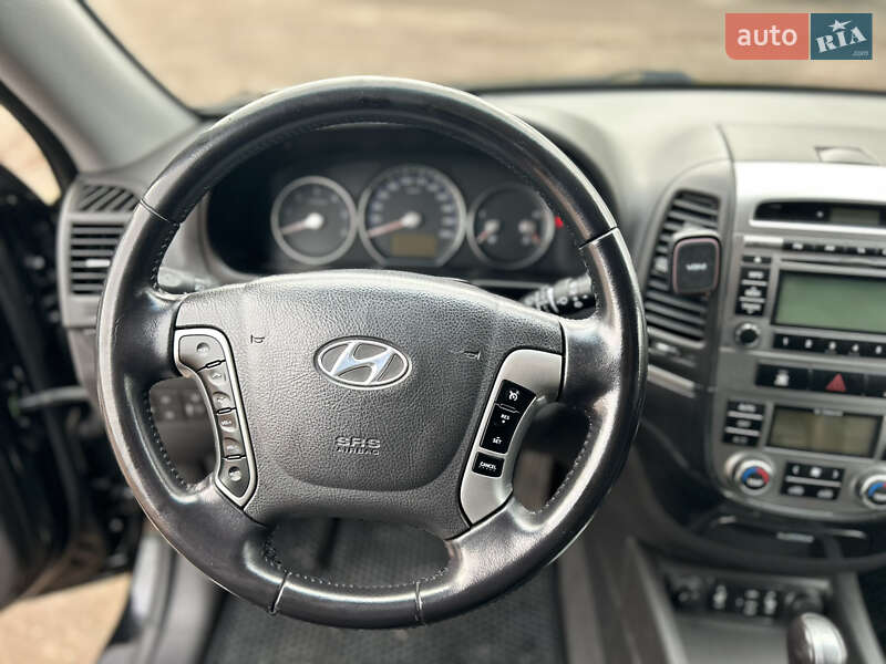 Внедорожник / Кроссовер Hyundai Santa FE 2011 в Житомире