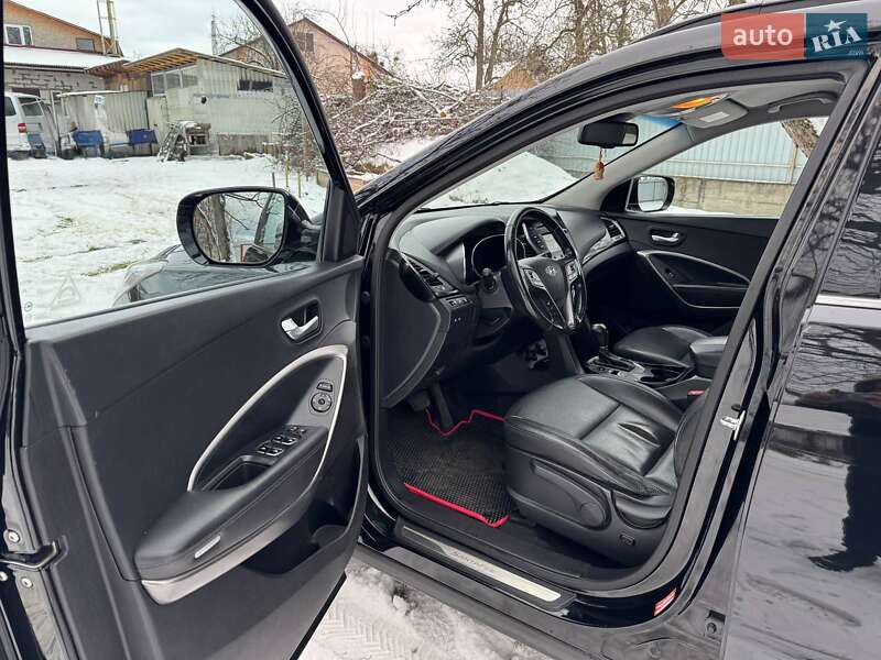 Внедорожник / Кроссовер Hyundai Santa FE 2013 в Киеве