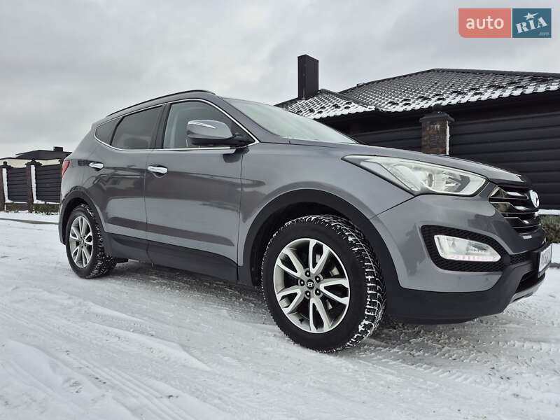 Позашляховик / Кросовер Hyundai Santa FE 2012 в Рівному