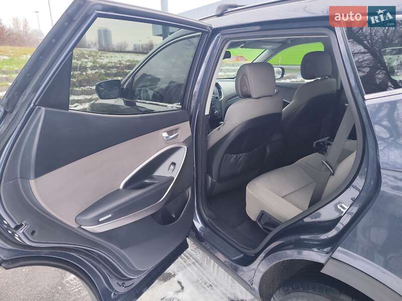 Позашляховик / Кросовер Hyundai Santa FE 2015 в Києві