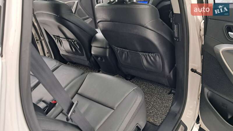 Внедорожник / Кроссовер Hyundai Santa FE 2013 в Киеве фото 22 Внедорожник / Кроссовер Hyundai Santa FE 2013 в Киеве