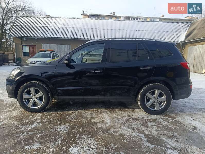 Позашляховик / Кросовер Hyundai Santa FE 2011 в Чернівцях фото 8 Позашляховик / Кросовер Hyundai Santa FE 2011 в Чернівцях
