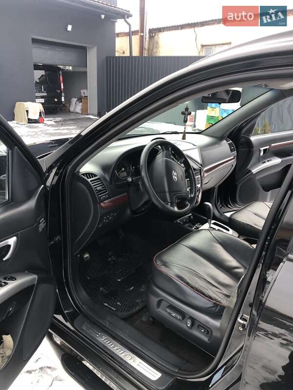 Позашляховик / Кросовер Hyundai Santa FE 2006 в Рівному